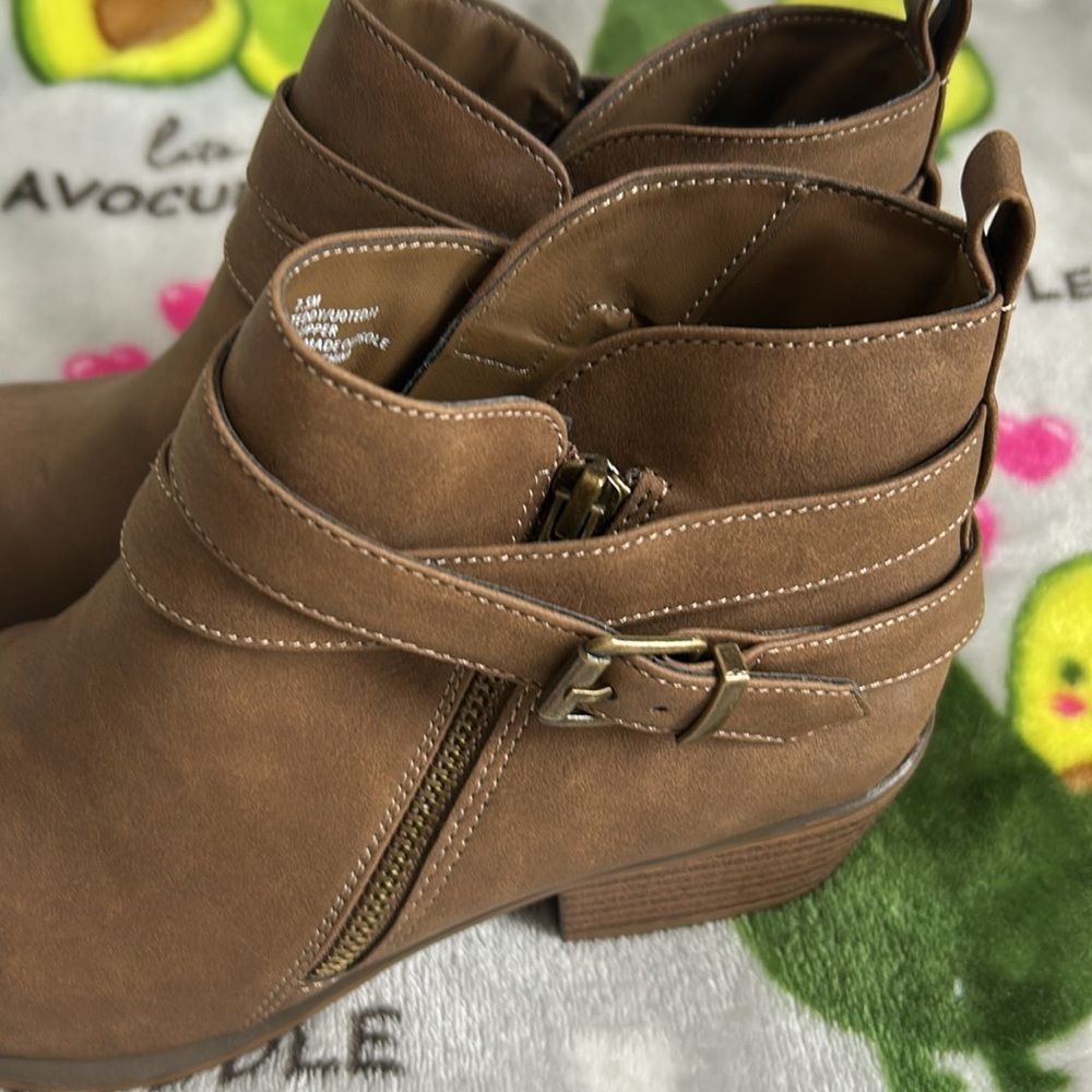 UnionBay Ladies Boots - Picture 6 of 7